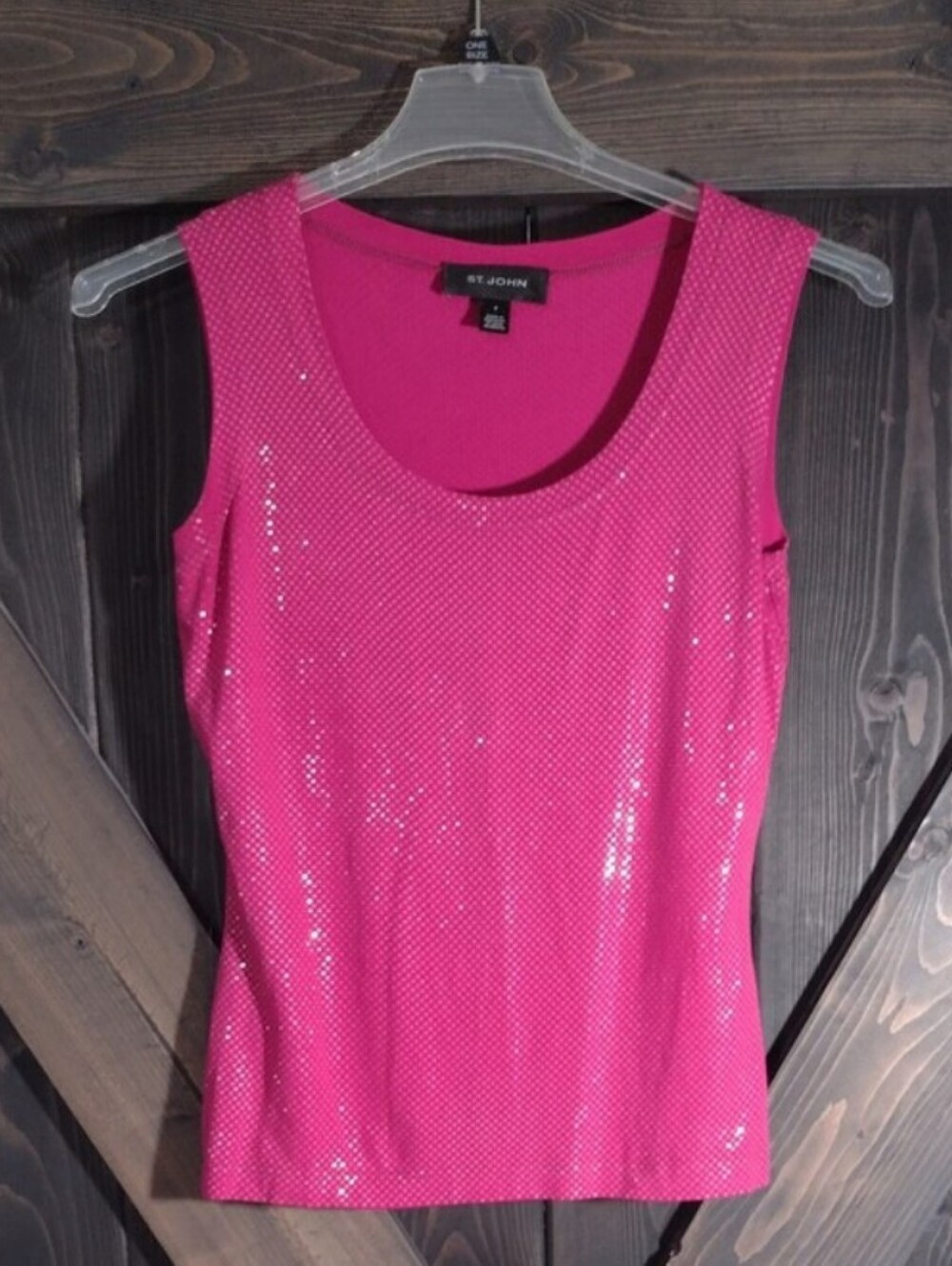 St. John Magenta Color Sparkle Scoop Neck Tank